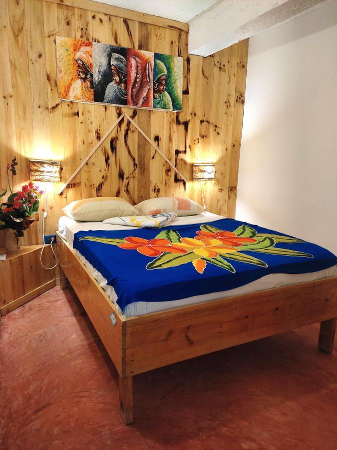 Hostel La Ballena Backpacker Las Galeras Extérieur photo